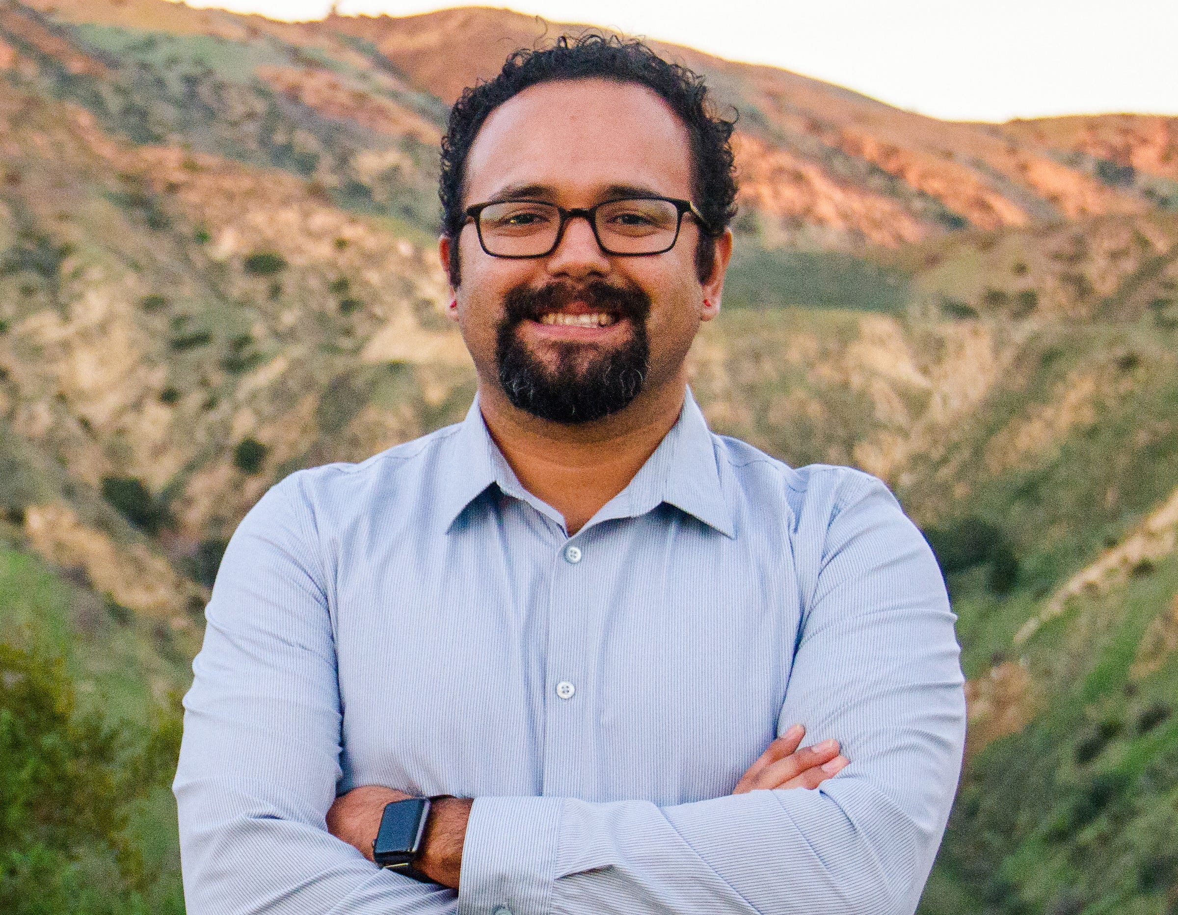 Carlos Amador Medium