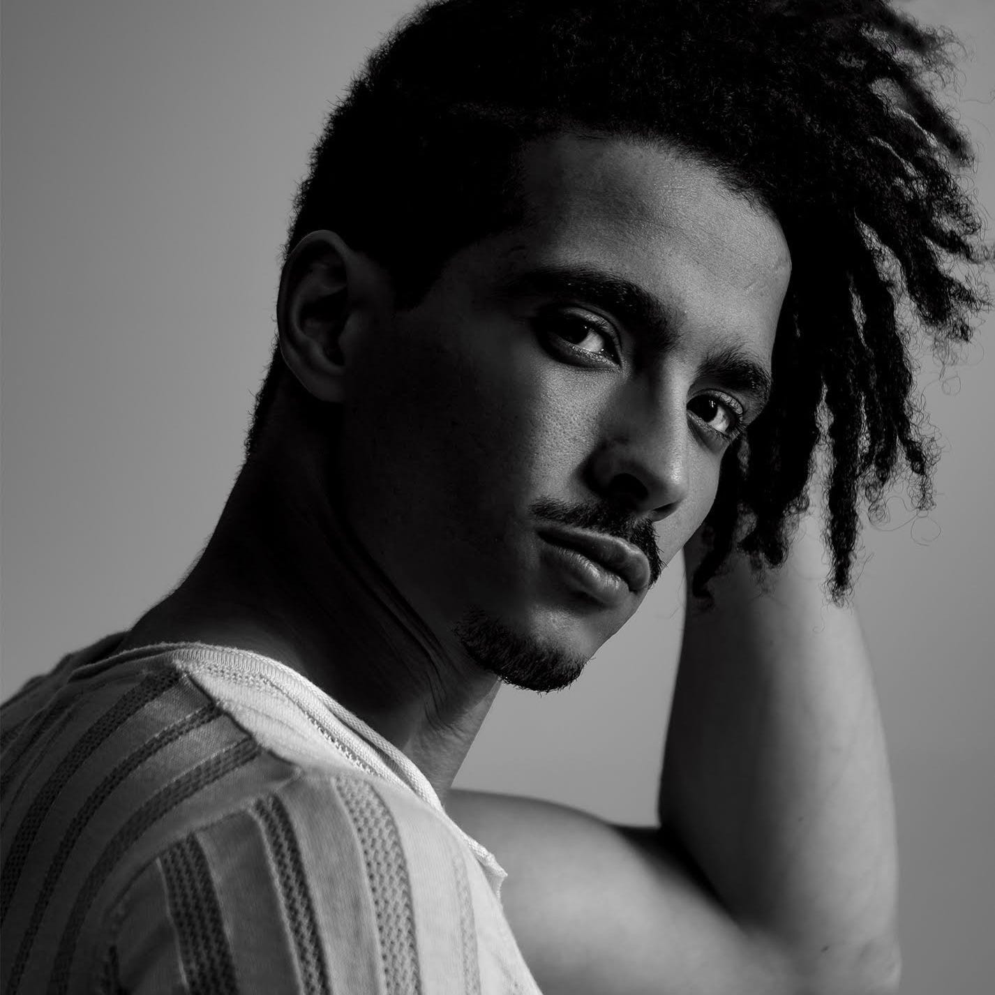 Oussama zaki medium
