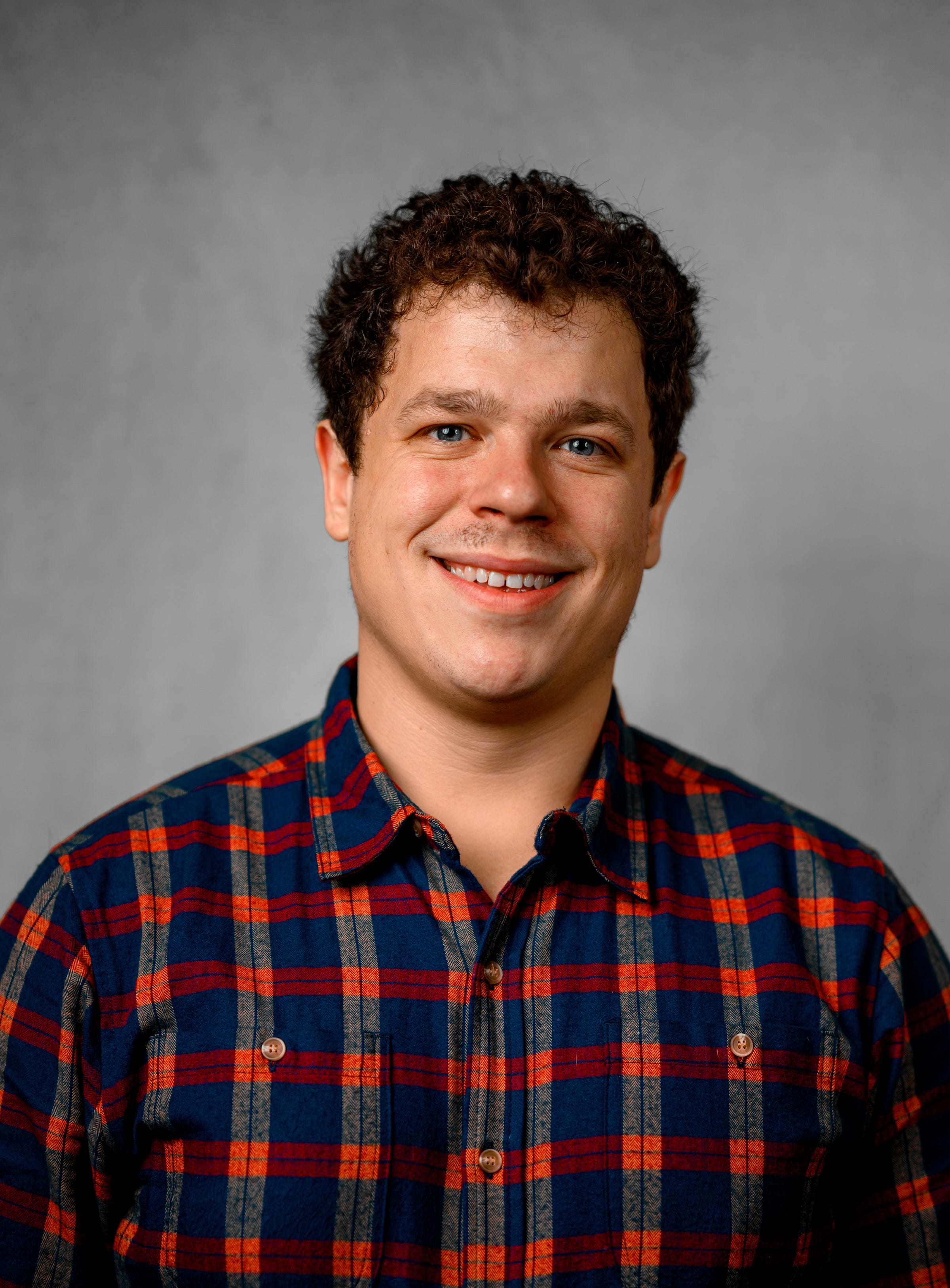 Milo MacPhail Medium