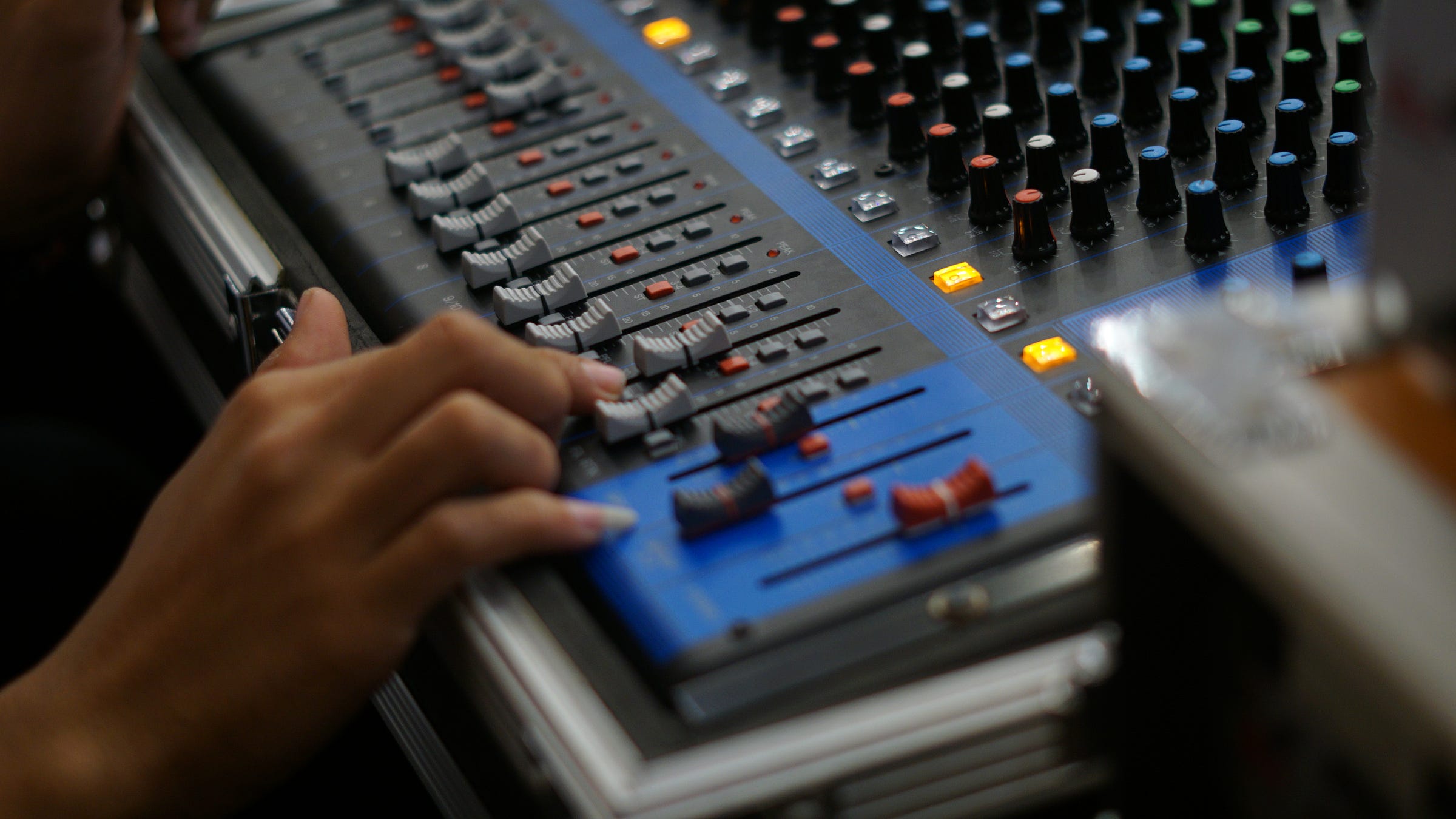 Sewa Sound System Jogja Medium