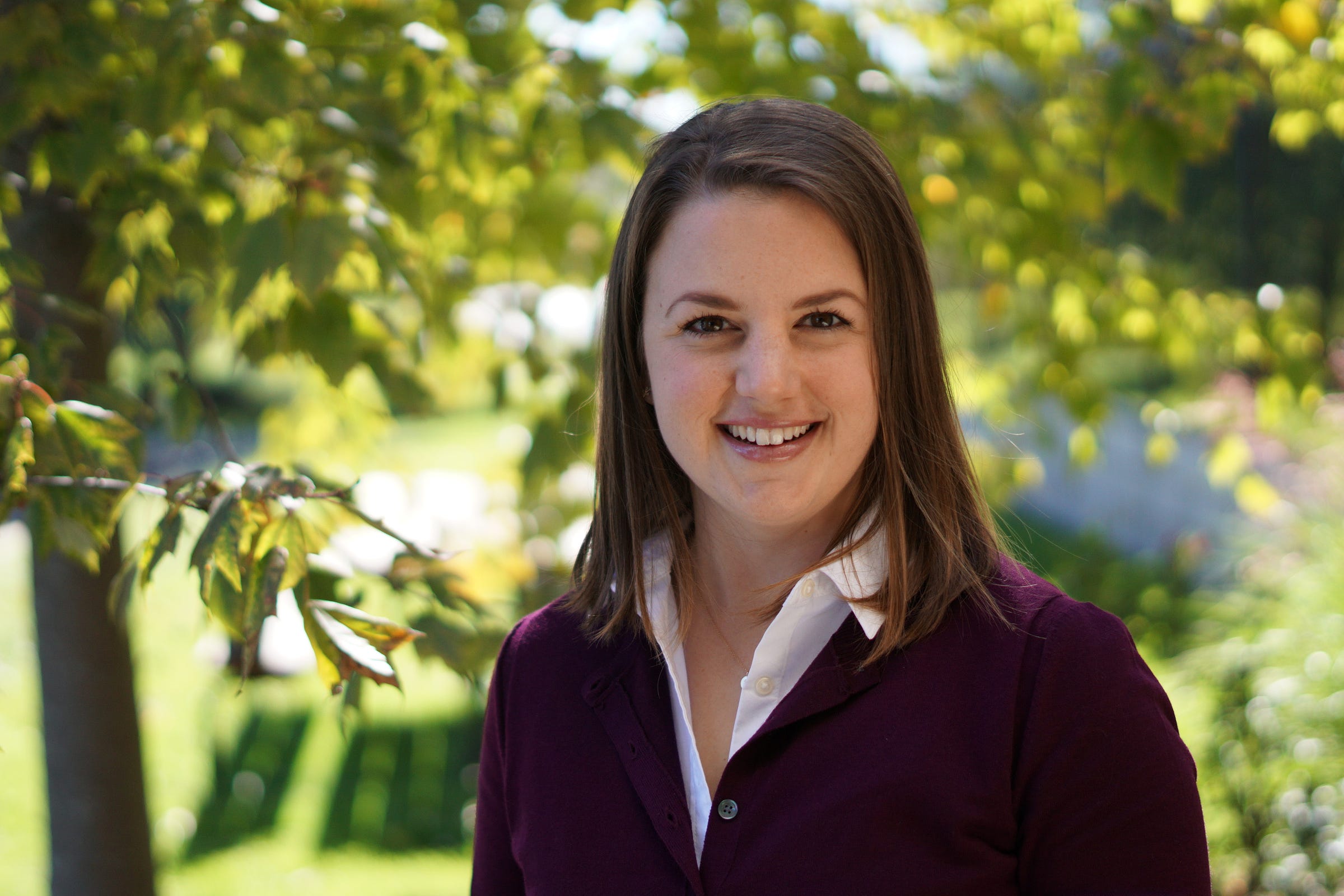 About Bonnie White Medium