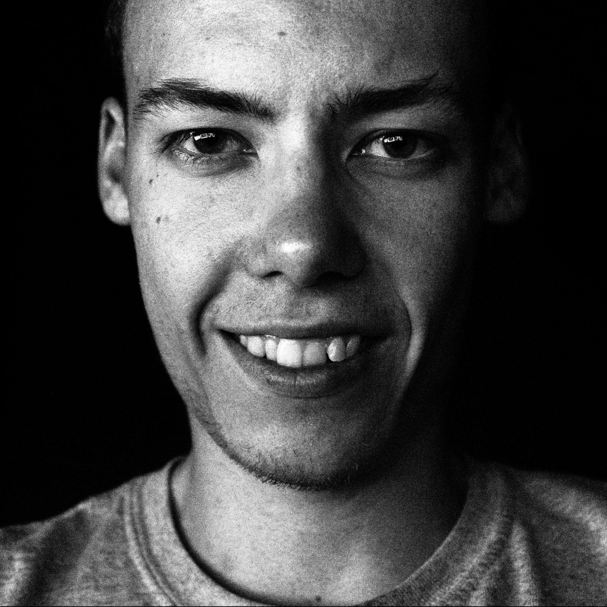 Michael Lawton – Medium
