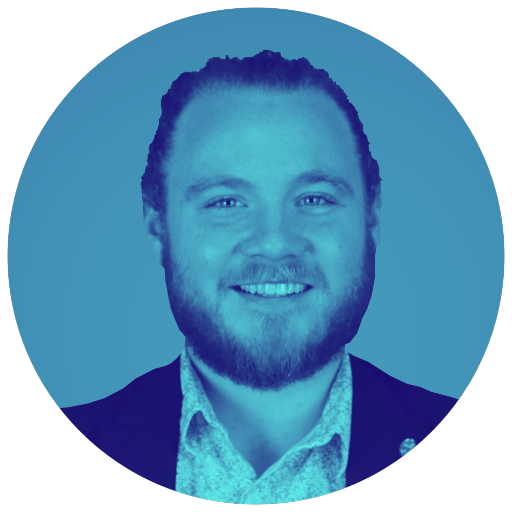 Zack Pierola – Medium