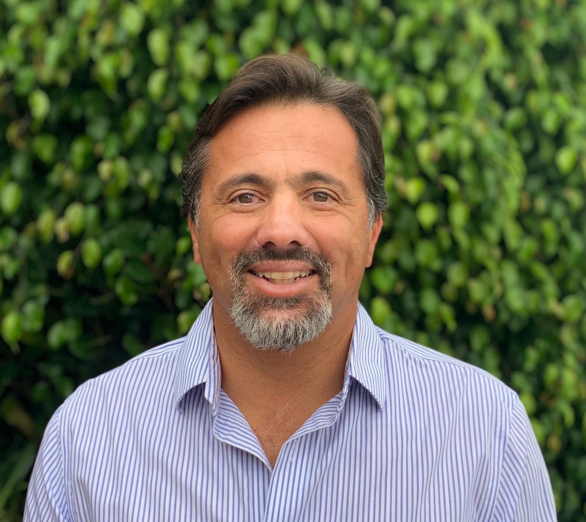 Santiago becerra medium