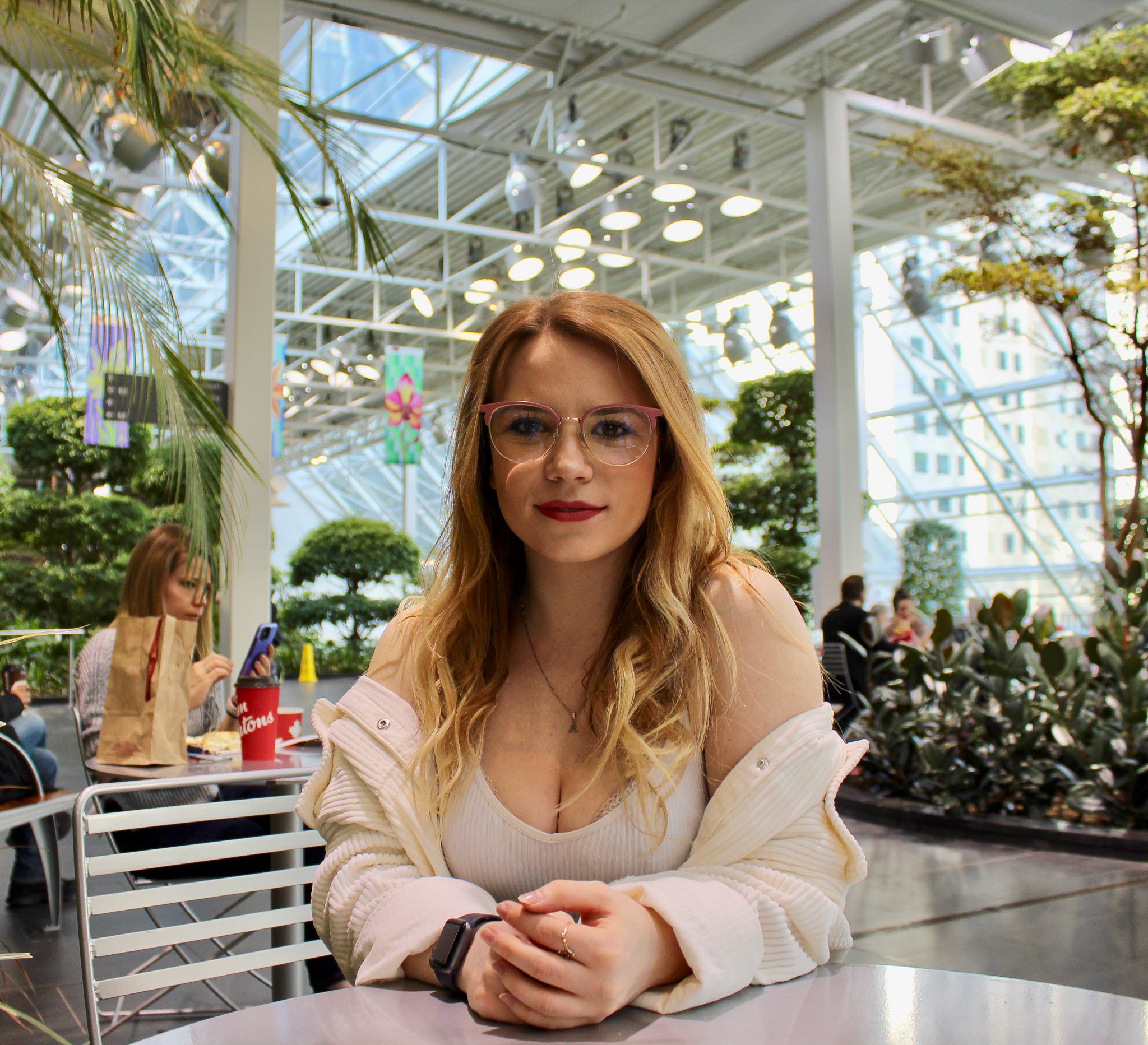 Alyssa Jo Soloski – Medium