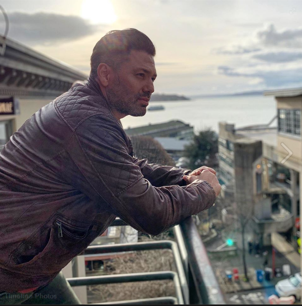 Armando Montelongo – Medium