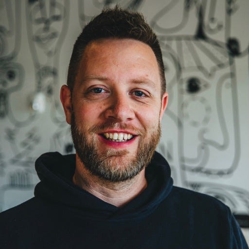aaron van ruler – Medium