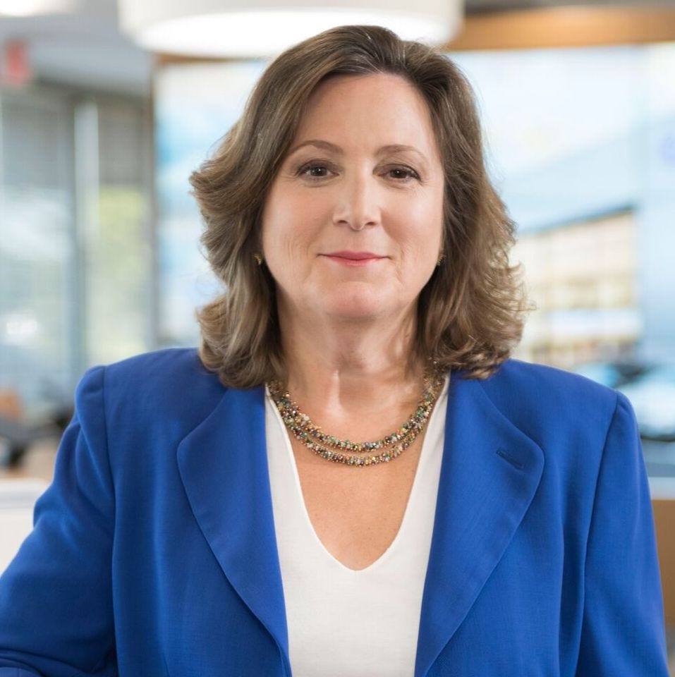 Elena Ford – Medium