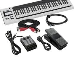 Perangkat MIDI controller beserta kelengkapannya untuk memicu berbagai instrumen virtual di komputer.