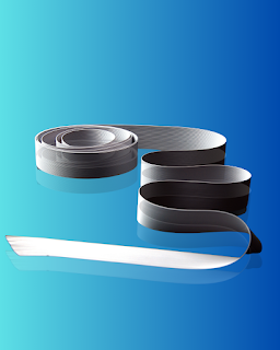 Talc-coated rubber thread, or TCR, is a stretchy, bendy string made from natural rubber liquid.