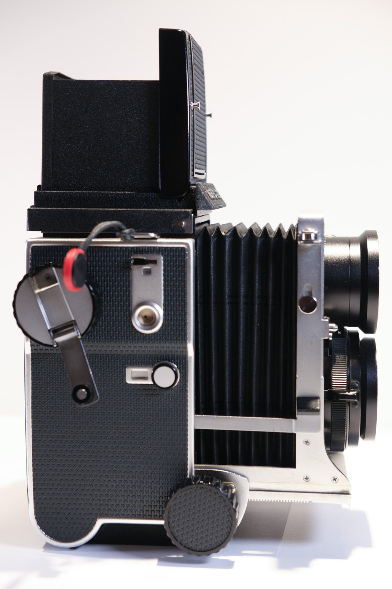 The Unique Tradition of the Twin Lens Reflex | by Michael Alford