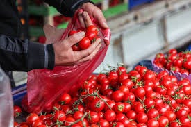 Harga Tomat di Pasar Melonguane Turun, Komoditas Lain Masih Stabil