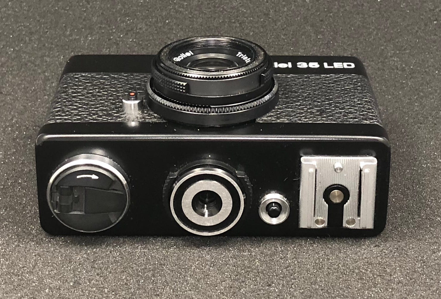 Rollei 35 LED review (1978–1980). 35mm film / 40mm / 3.5–22