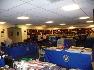 milwaukee brewers clubhouse sale