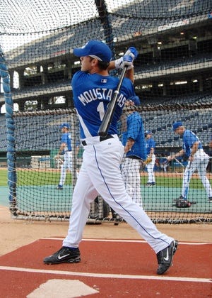 Lineups: Moustakas at The K, by MLB.com/blogs
