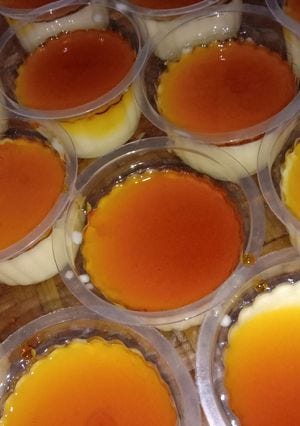 Contoh Puding Caramel — Sumber : Cookpad