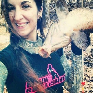 Bowfishing: A guide from a SUCCESSFUL Bowfisher-Woman, by StoneRoadMedia