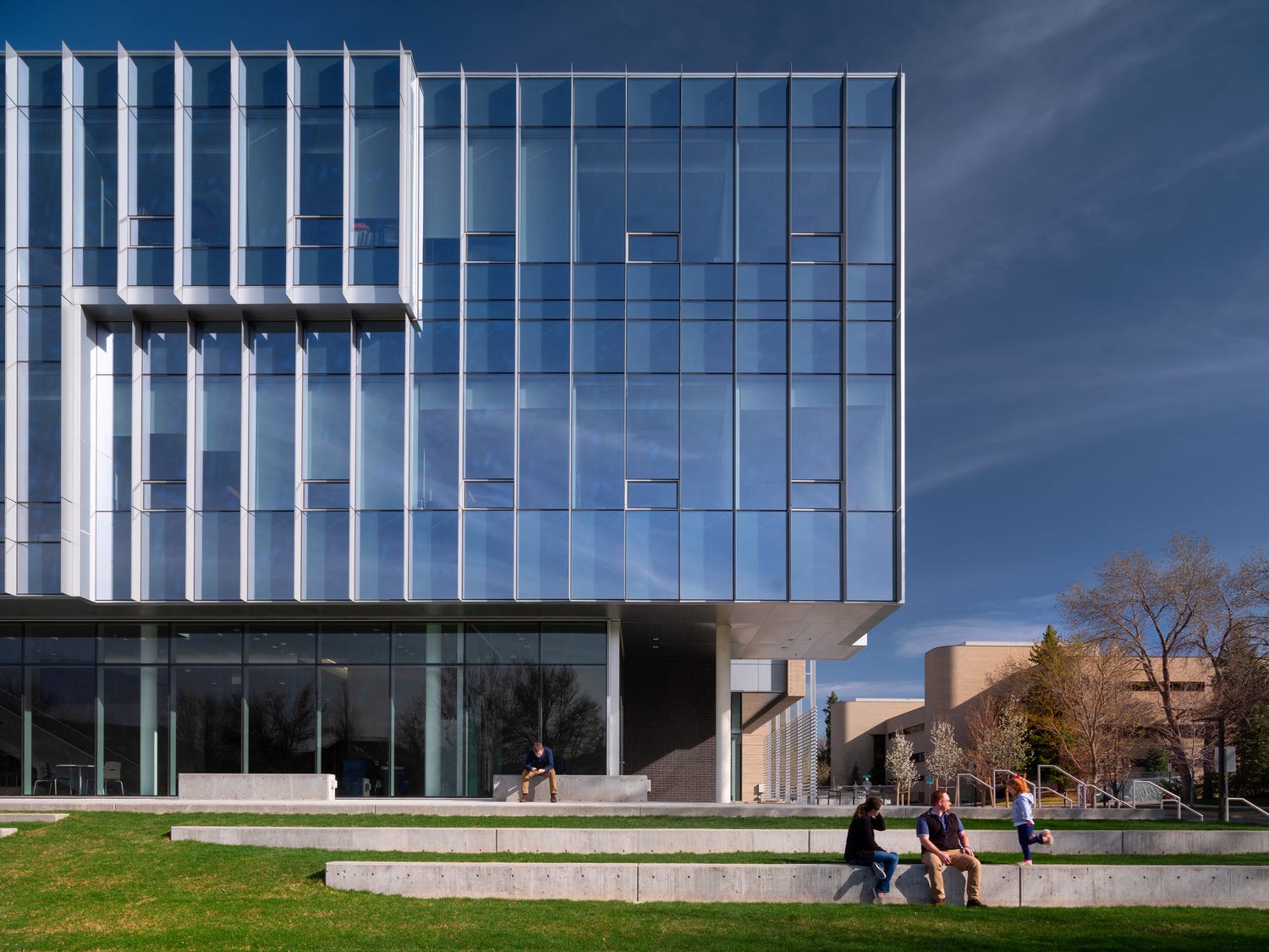 Extending the Life of Outdoor Campus Spaces, by Bohlin Cywinski Jackson