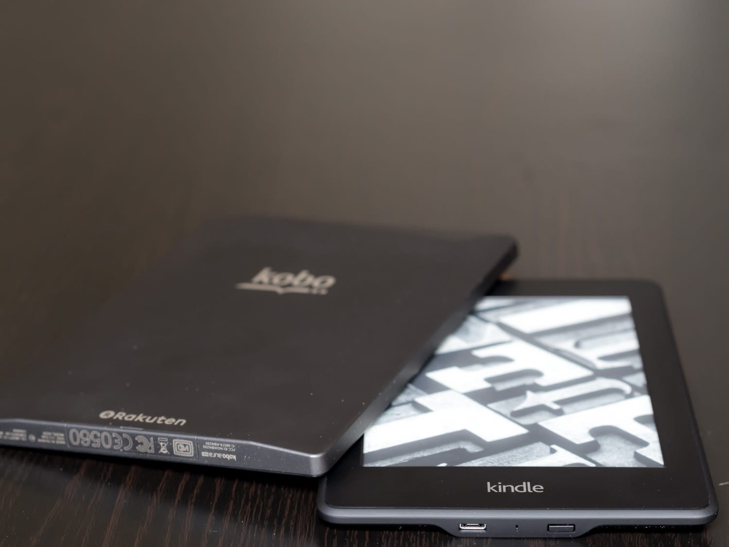 Kobo brings the Forma form factor to a cheaper model