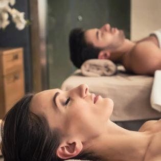 Couple massage http www.lebeaumonde .au by LE BEAU MONDE