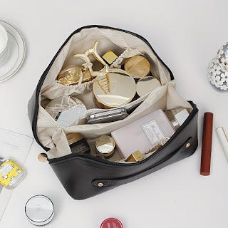 Travel Makeup Organizer Bag: The Easy Way to Keep Travel Essentials Organized
