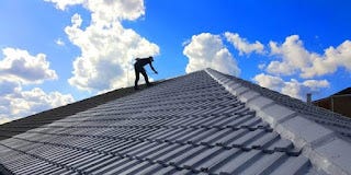 E4 Roofing Experts Share Their Knowledge on the Benefits of Hiring Roofing Contractors