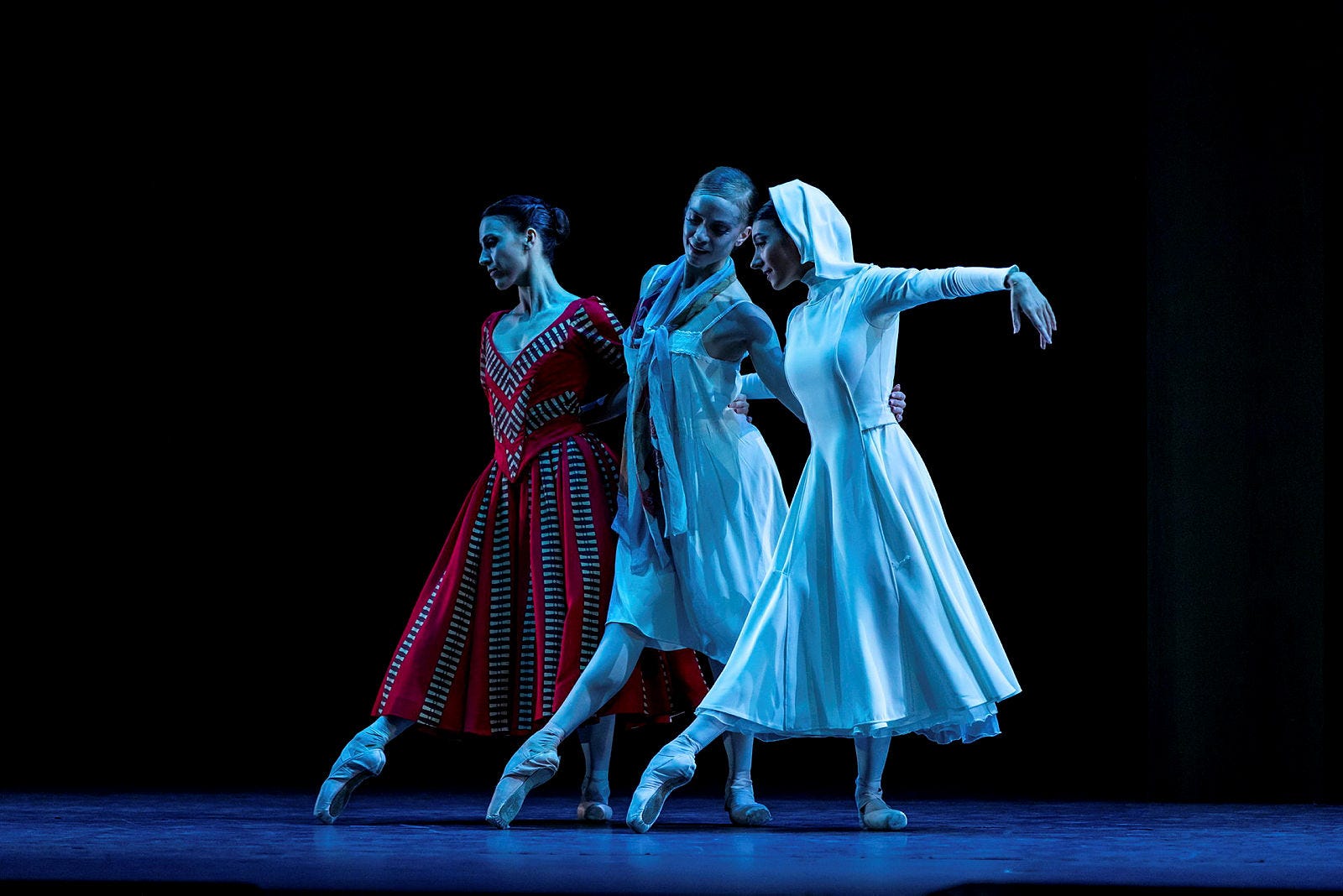 Raymonda wants love and a career — SF Ballet gives her both