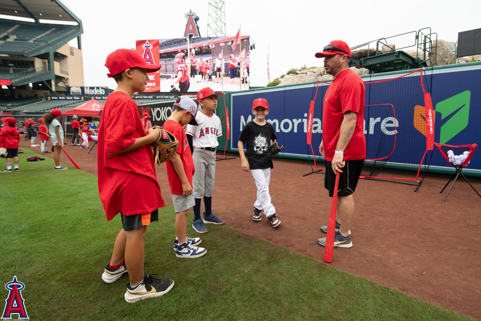 Angels Clemente Clinic, presented by Nike - The Halo Way