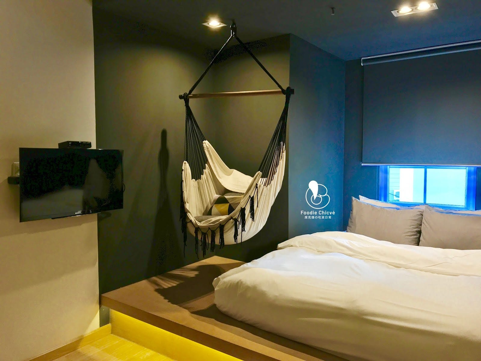 The Hammock Hotel Ben Thanh: Lovely “Hammocks” in Every Room | by Stay with  Johnson | Medium