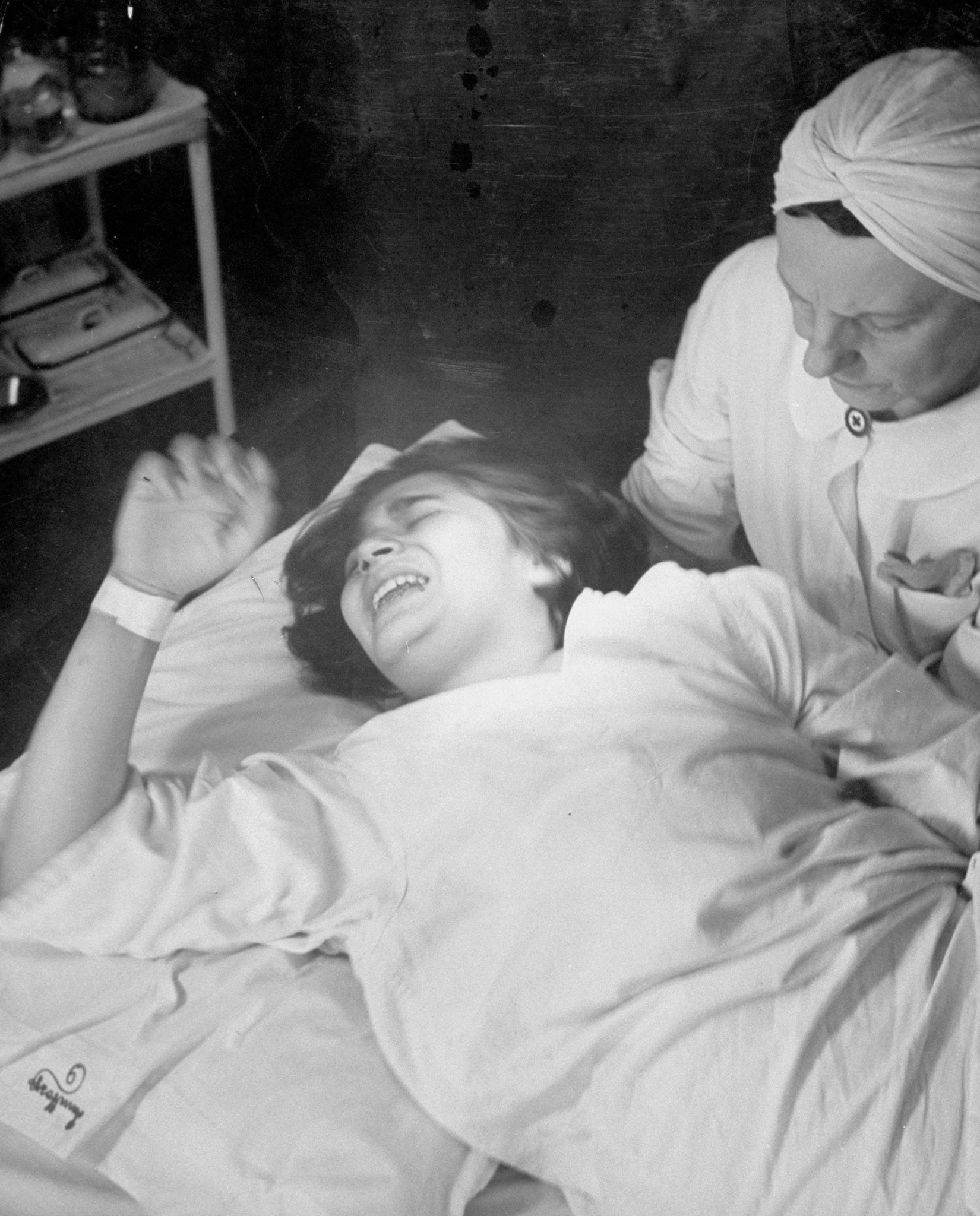 Restraints, hallucinations, and forgotten pain were the norm on midcentury  maternity wards | by Nina Renata Aron | Timeline