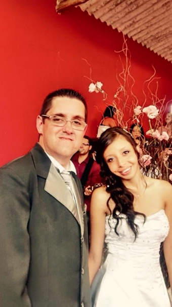 Casou-se com Ana Paula Alvez (à esquerda). (Ano: 2015/ Acervo pessoal)