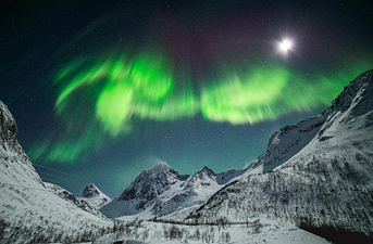 Aurora boreal — Grok IA