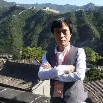 Breathing with the Forest: The Color-Stacked Worlds of Zhou Baiwen