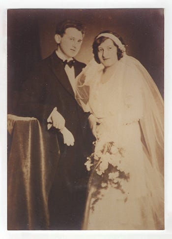 Ernie’s parents, Pepi and Israel, in 1932. Courtesy of Ernie Brod