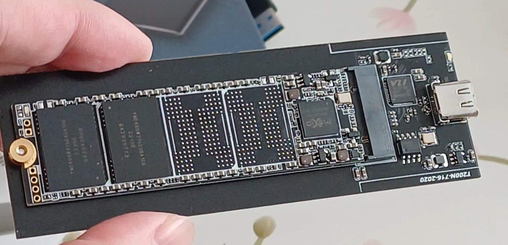 Hikvision T200N External SSD Review: How One Drive Wiped Out 11