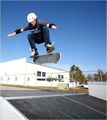 How To: Kickflip - Skateboard Trick Tip