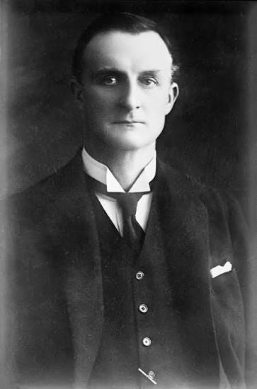 Menteri Luar Negeri Inggris, Sir Edward Grey. https://id.wikipedia.org/wiki/Edward_Grey,_1st_Viscount_Grey_of_Fallodon