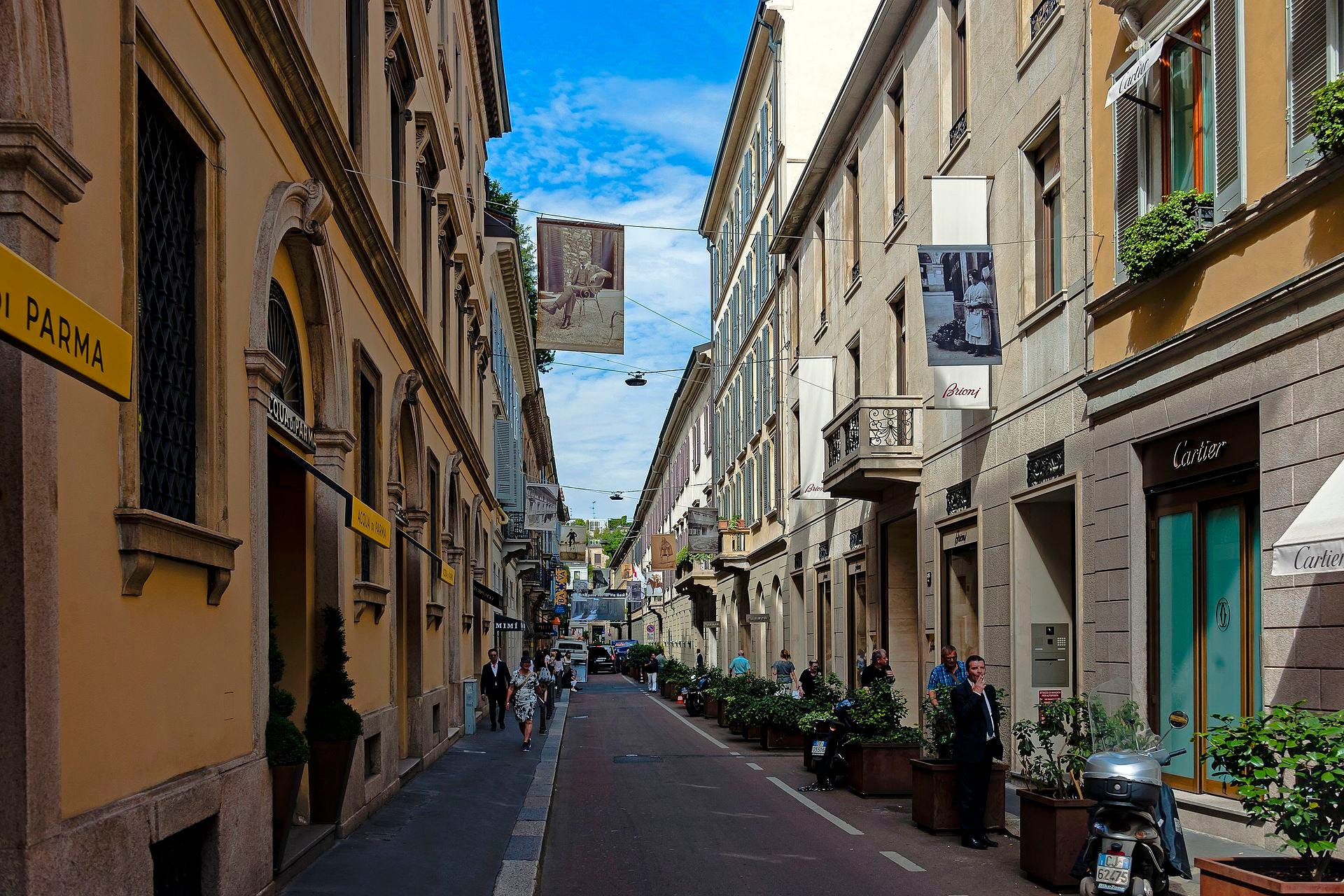 3 Louis Vuitton store in Montenapoleone Street, Milan, the best-known