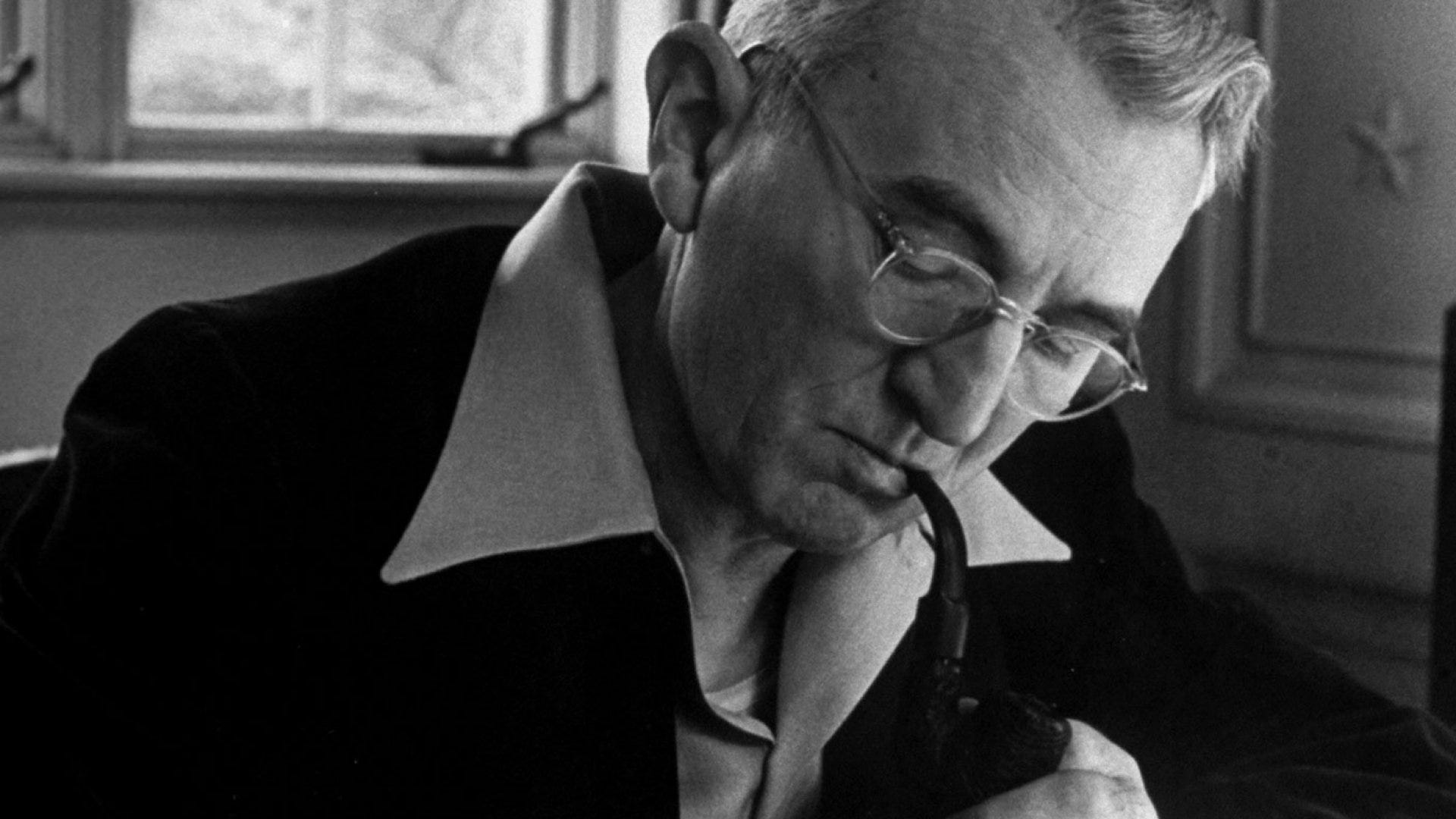 Biografi Dale Carnegie - Biografi Singkat Dale Carnegie