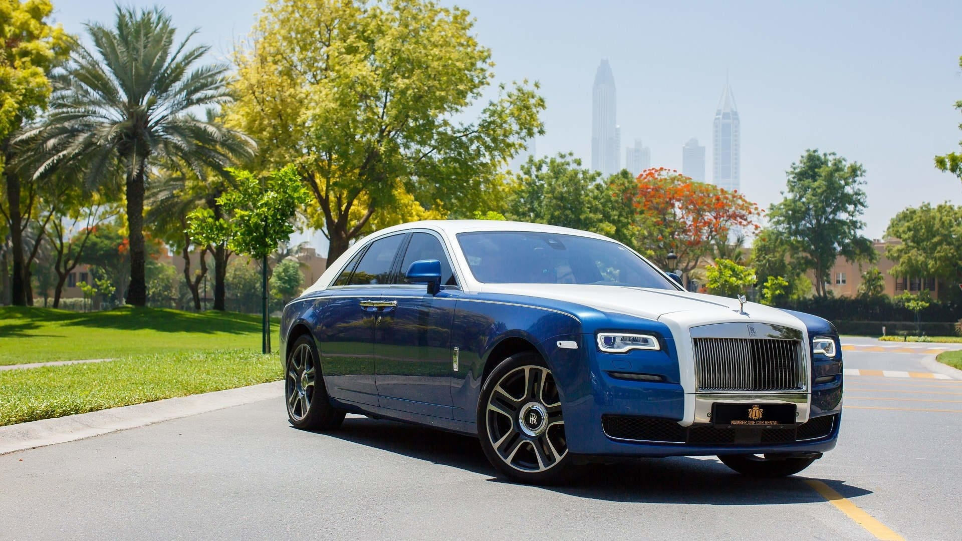 NEW Rolls-Royce Ghost: The ULTIMATE Luxury Car? 4K 