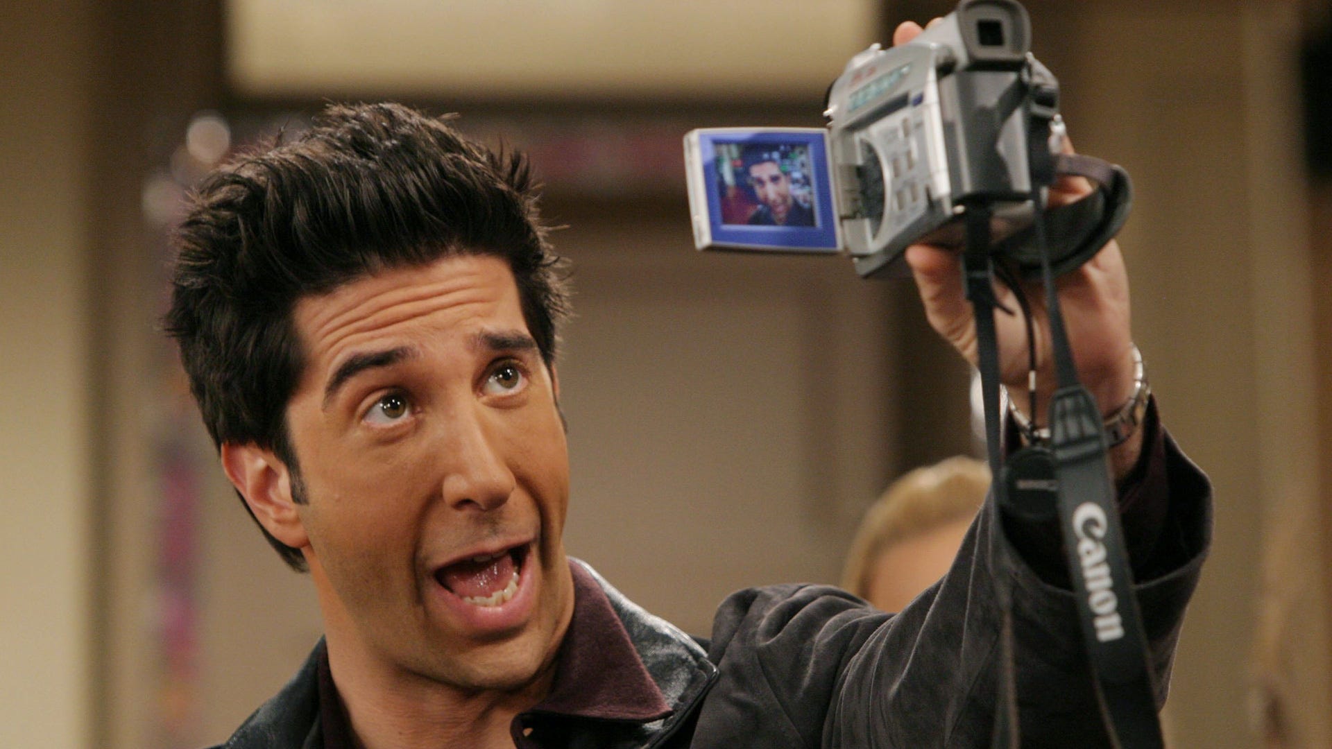 8 of Ross' Red Flags That Should've Sent Rachel Running on 'Friends