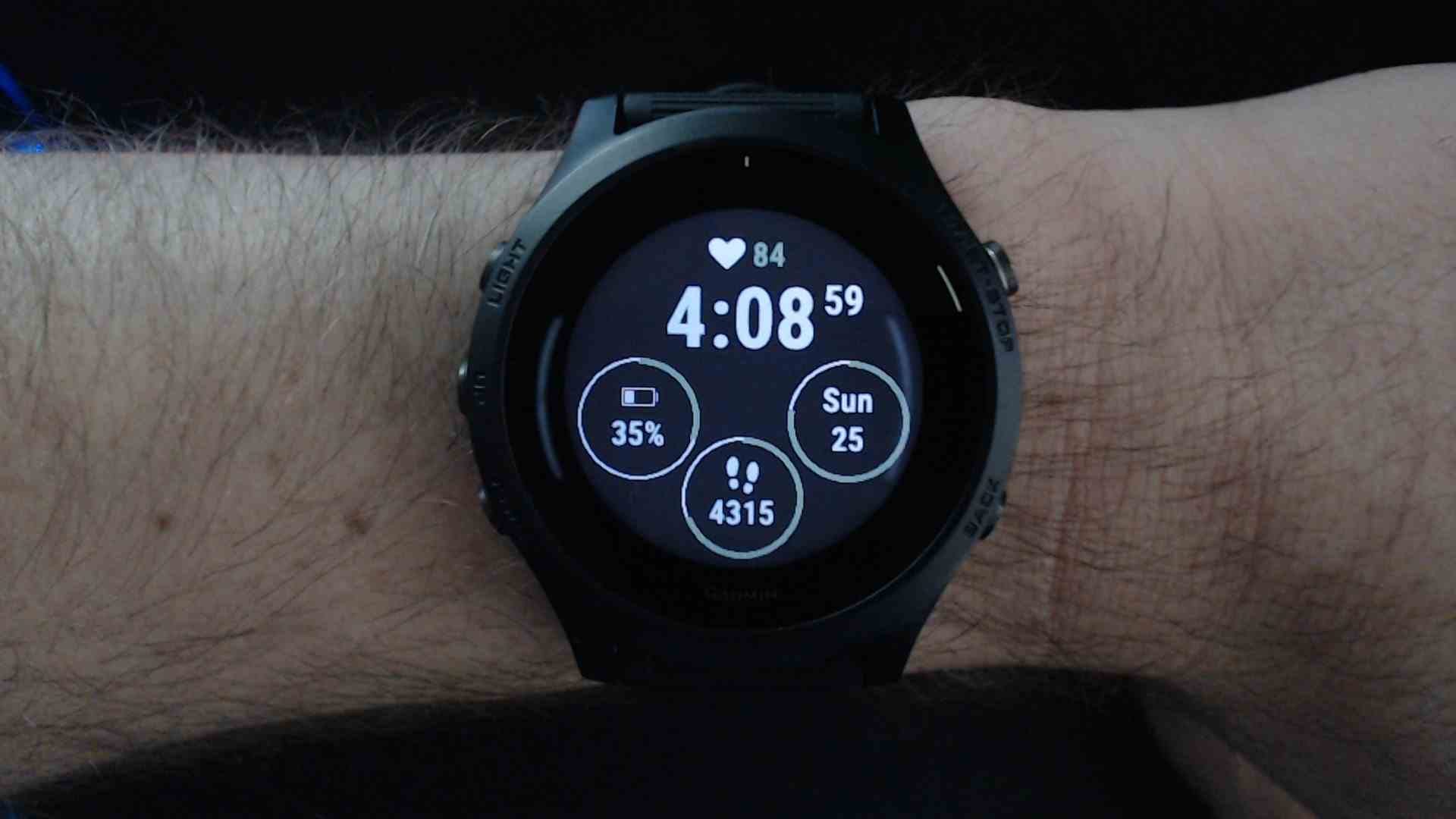 Garmin forerunner 2024 broadcast heart rate