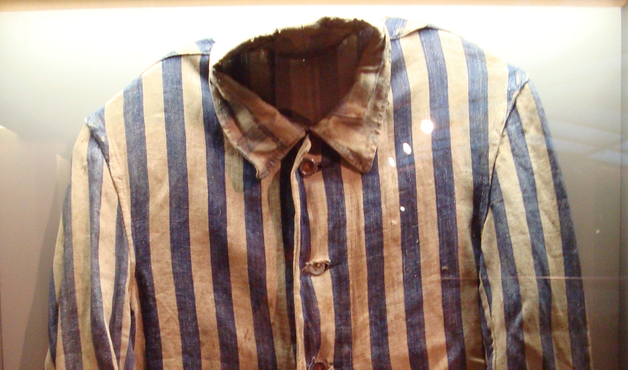 On the mundanity of evil: British slavery, William Stuckart, and The Boy in the Striped Pyjamas | by Malory Nye | Medium On the mundanity of evil: British slavery, William Stuckart, and The Boy in the Striped Pyjamas | by Malory Nye | Medium