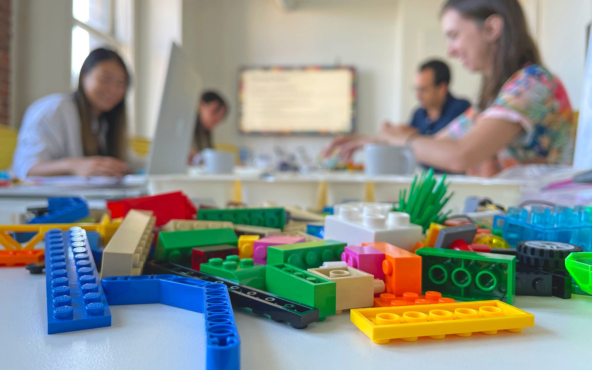 Lego Lunch- and Storage Box Brick 8 blue - Meaningful Presents