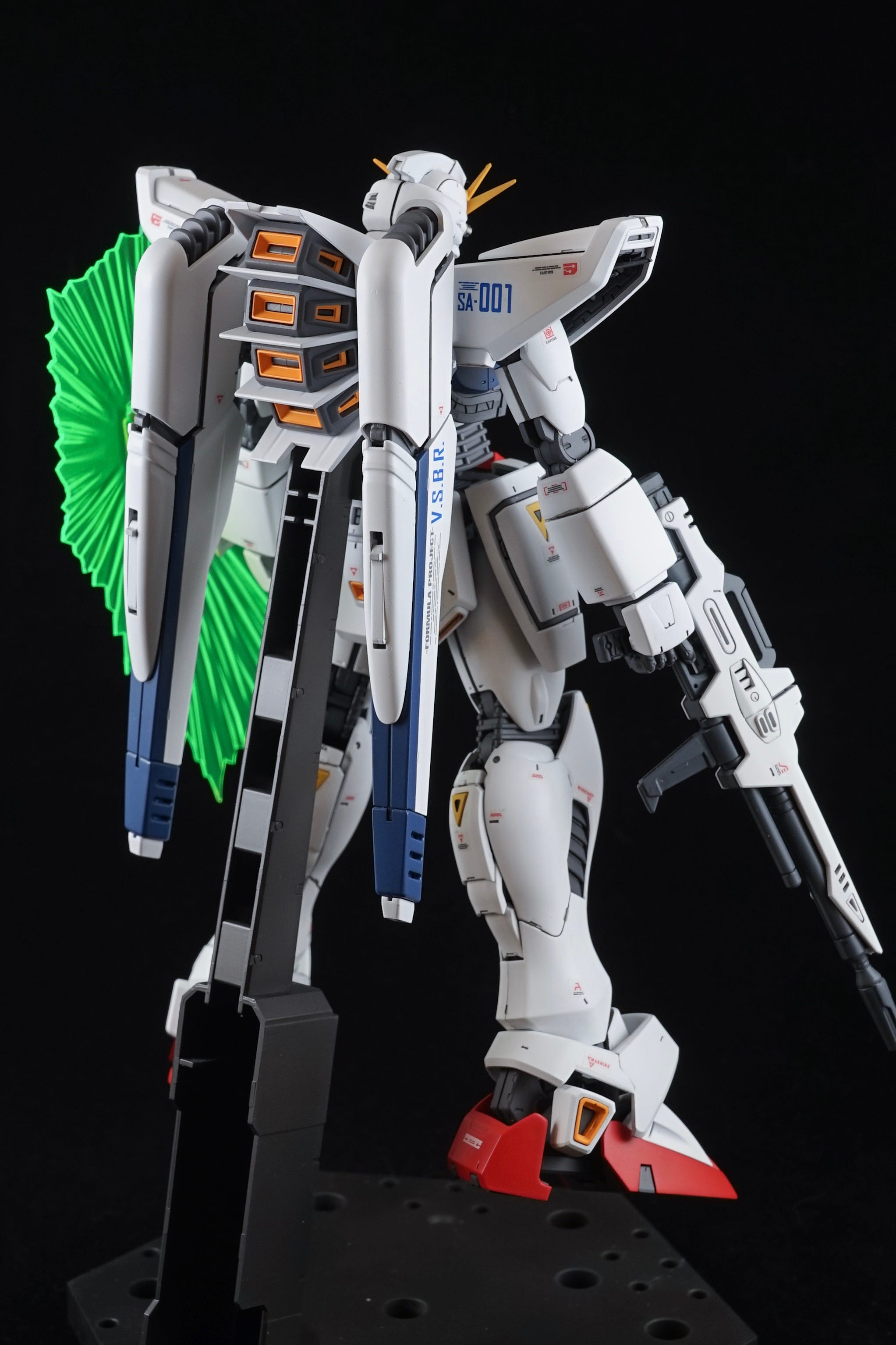 MG F91 ver2 作った話. 2ヶ月半ぶりにガンプラが完成しましたー。MG