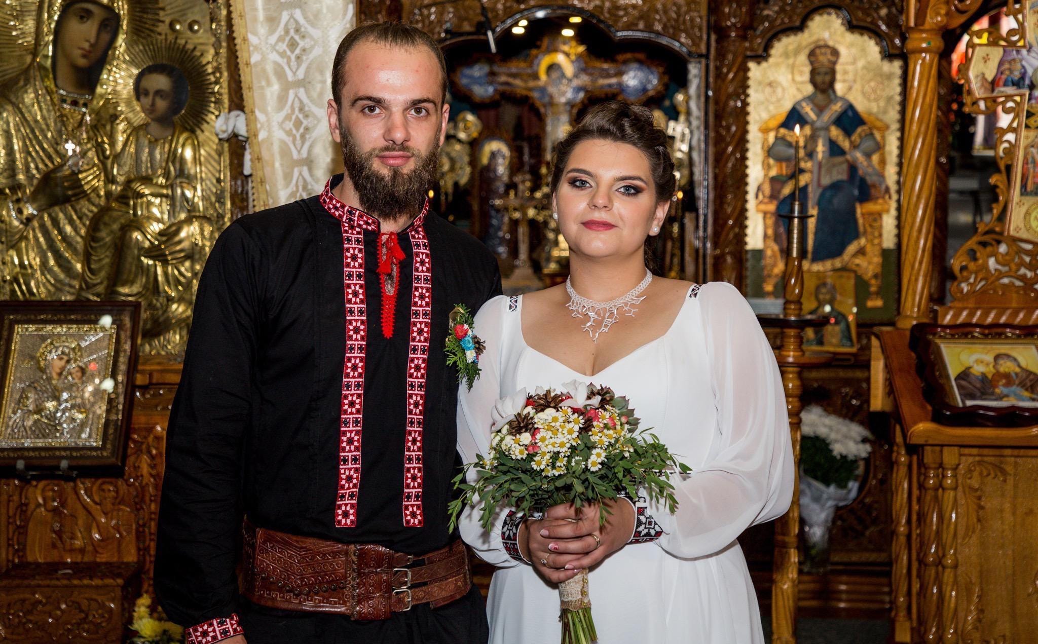 Ioan și Alma-Ioana. Nuntă tradițională la Frasin, Suceava | by Echipa Nuntă  Tradițională | Nuntă Tradițională | Medium