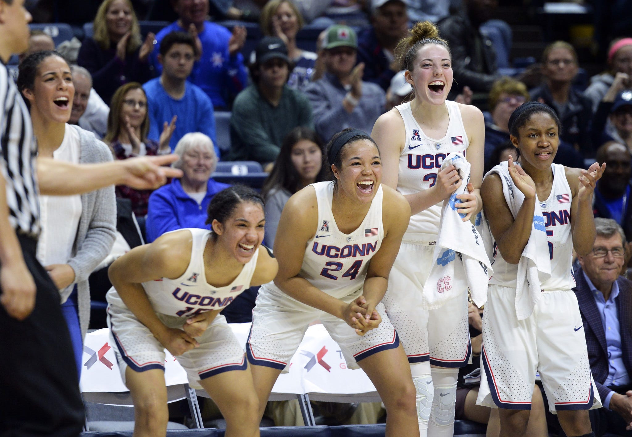 Three Reasons Why I Love UConn Women's Basketball | by Caroline Smith |  Medium