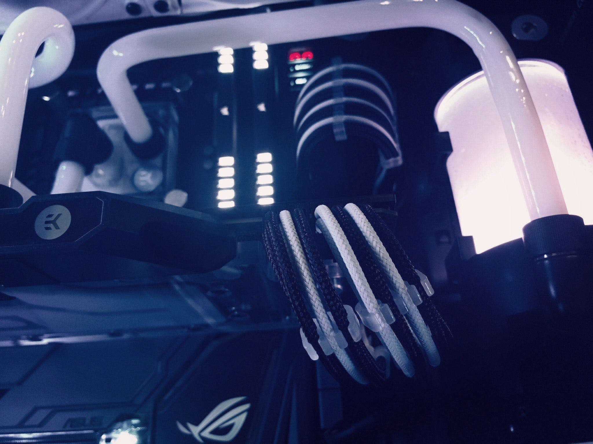 An ultimate beginners' guide to PC water cooling, by James Sunderland