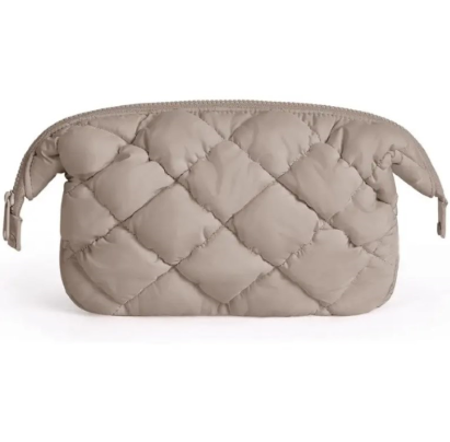 How to Source High-Quality Custom Fluffy Cosmetic Bags for Beauty Brands