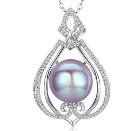 The Timeless Elegance of Black Pearl Necklaces: A Comprehensive Guide 